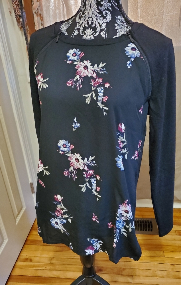 Small long sleeved nursing shirt/blouse
